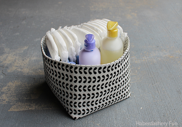 12 Creative DIY Fabric Storage Bins featured by top US craft blog, Flamingo Toes.